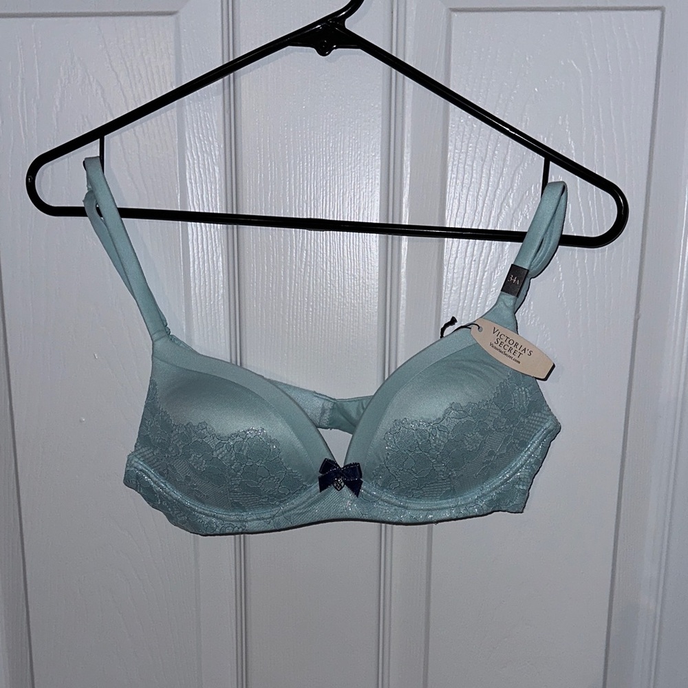 Victoria's Secret Aqua Lace Bra